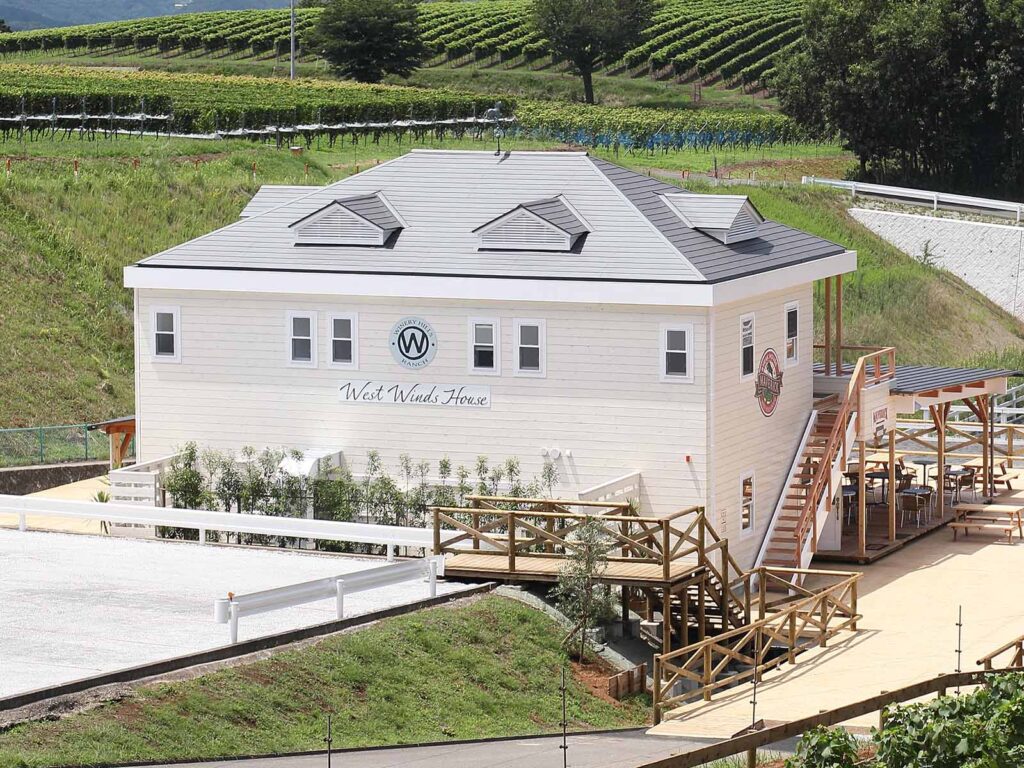 SUNSHINE STABLES WINERY HILLS RANCH