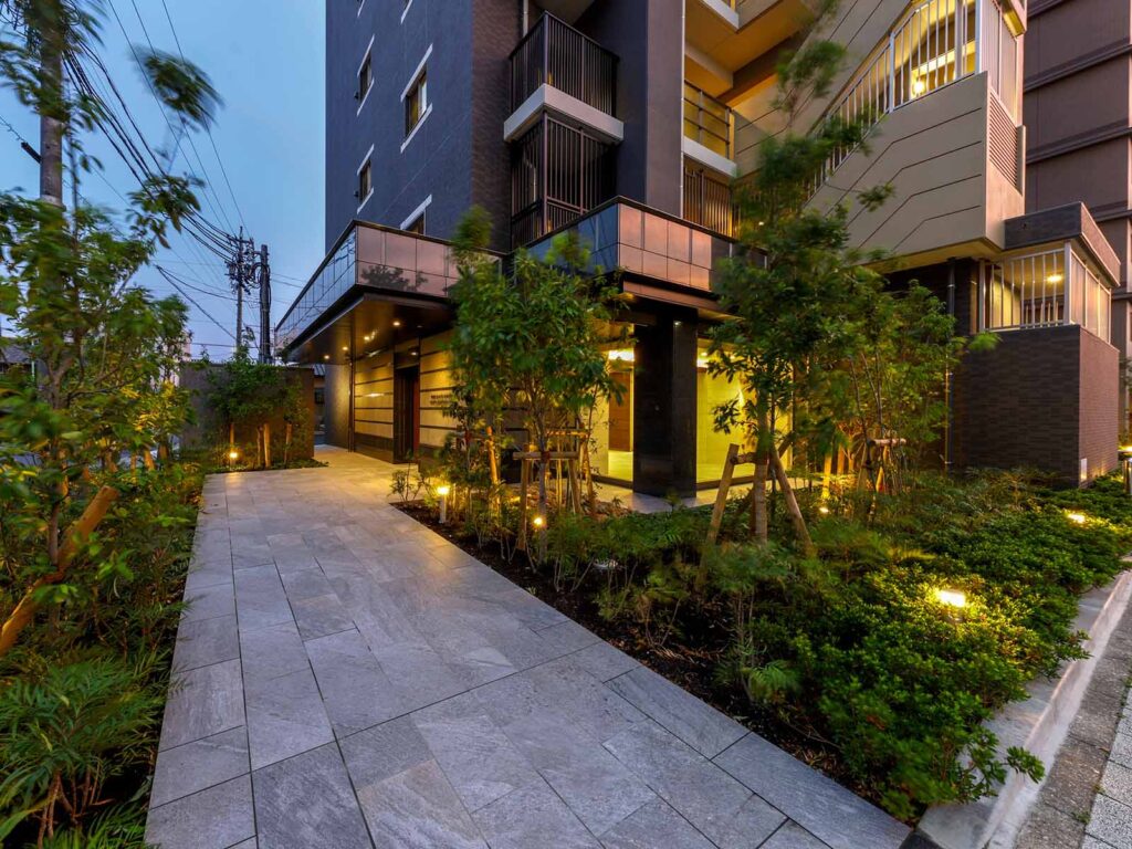 プレサンスロジェ熱田六番町