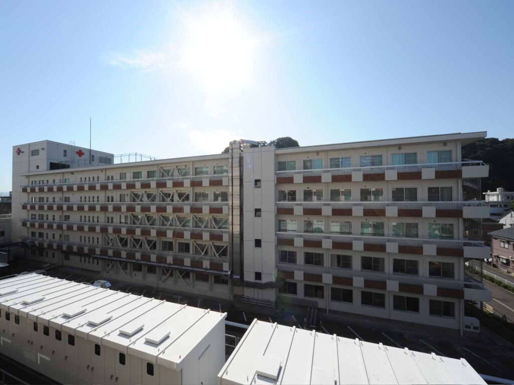 赤十字病院 管理棟　耐震補強