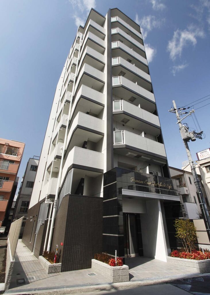 プレミアムコート天神橋エイト